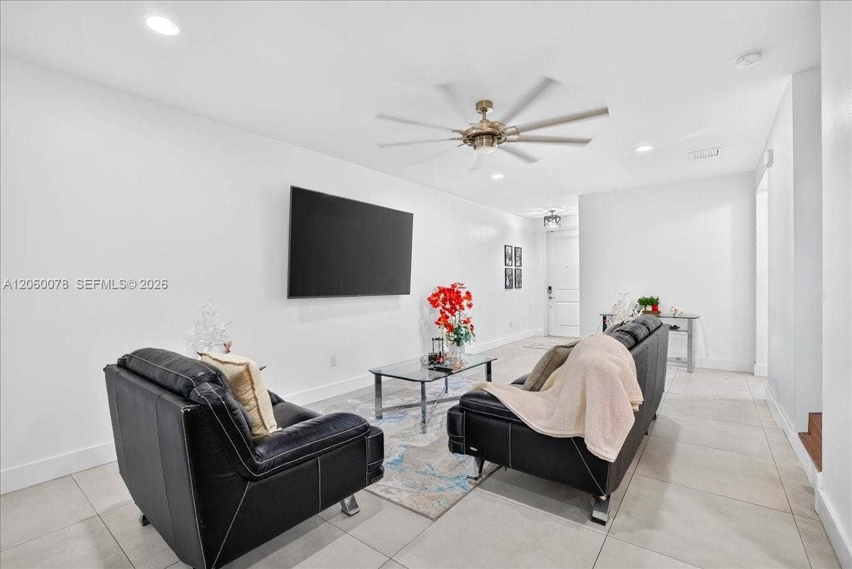425 NW 33rd Lane, Pompano Beach, FL 33069 Photo 6