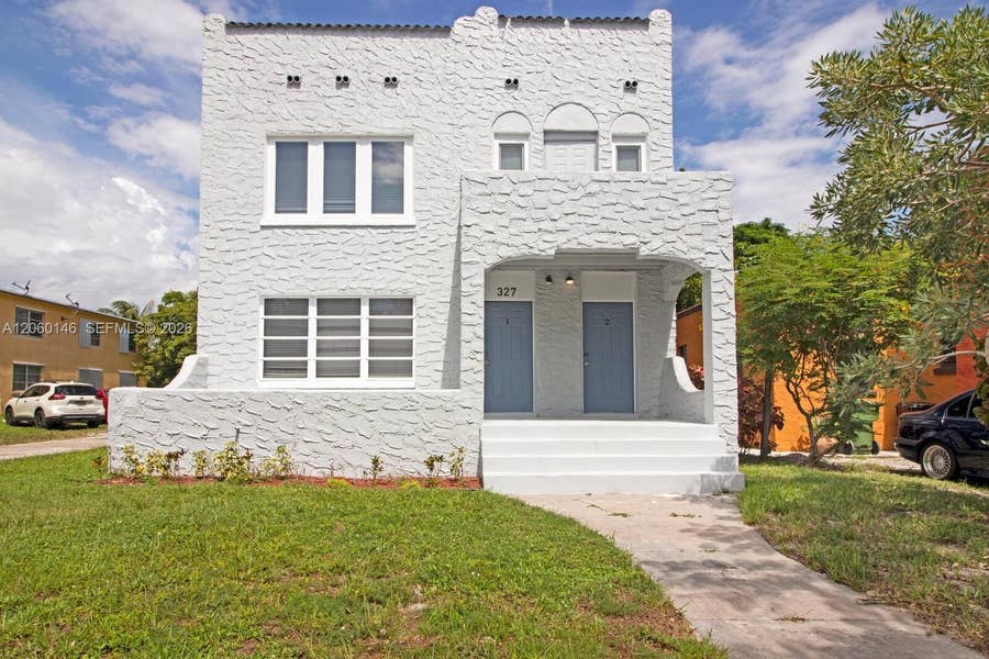 Property photo for 327 SW 20th Street, #2, Fort Lauderdale, FL