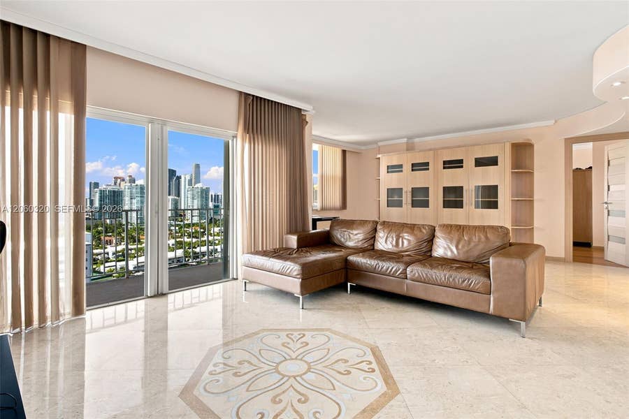 Property photo for 500 Bayview Drive, #2121, Sunny Isles Beach, FL