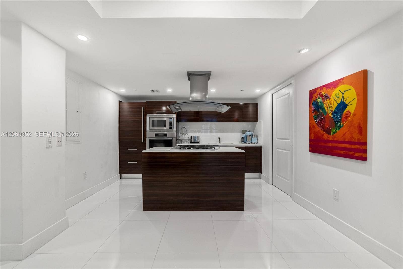 3739 Collins Avenue, #N-503, Miami Beach, FL 33140 Photo 7