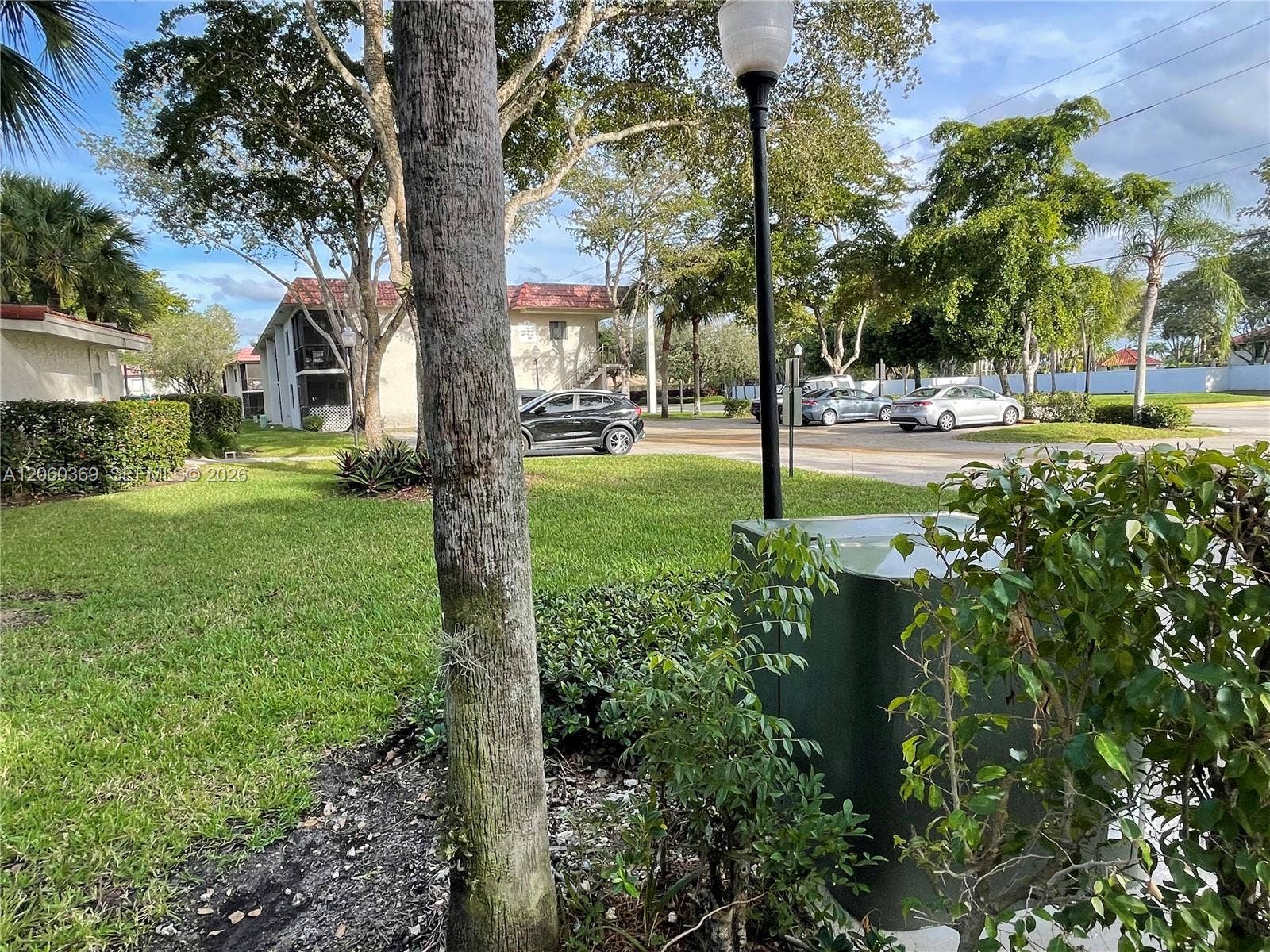 16240 Laurel Drive, #101, Weston, FL 33326 Parking