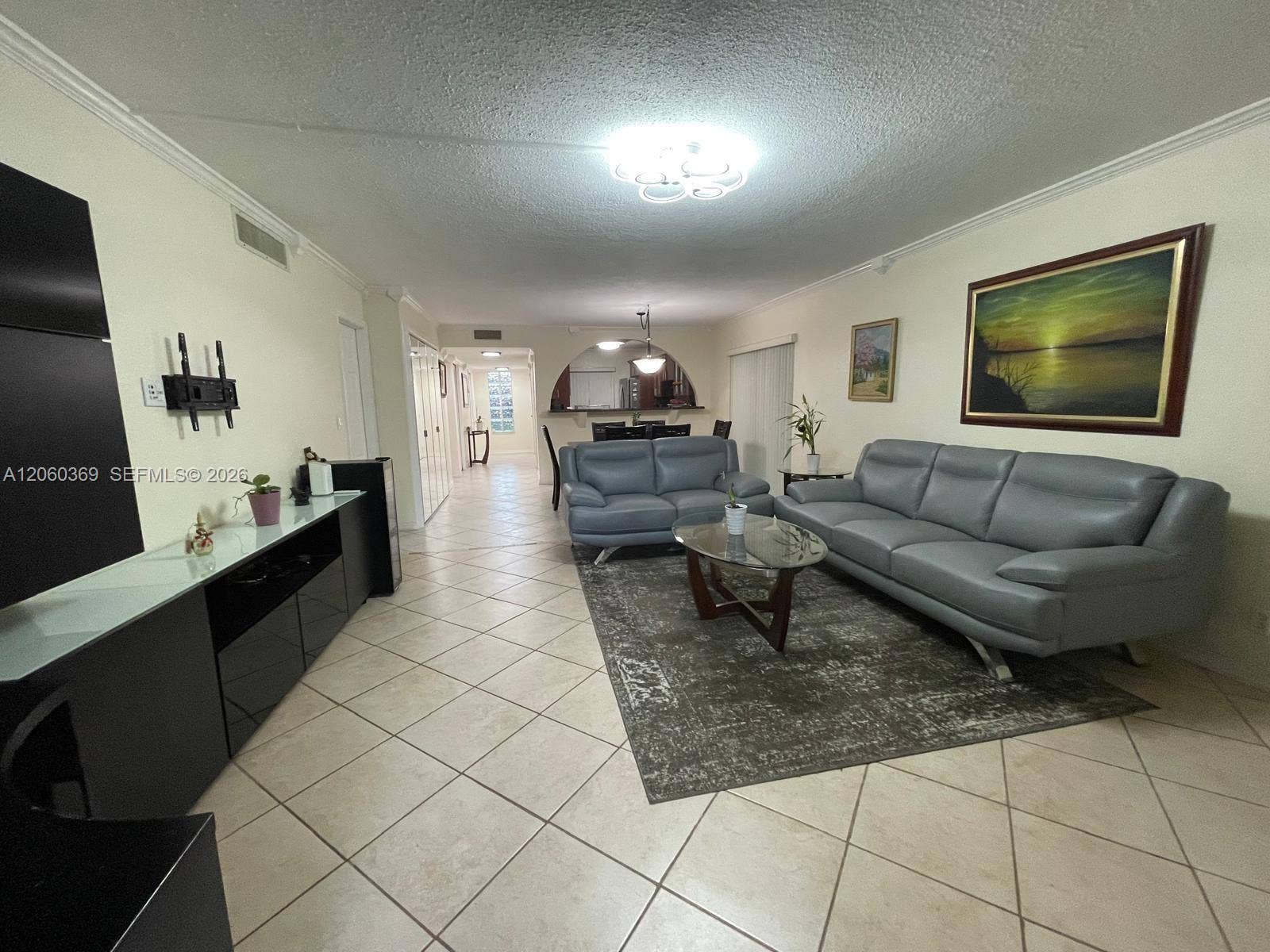16240 Laurel Drive, #101, Weston, FL 33326 Living & Dining Room