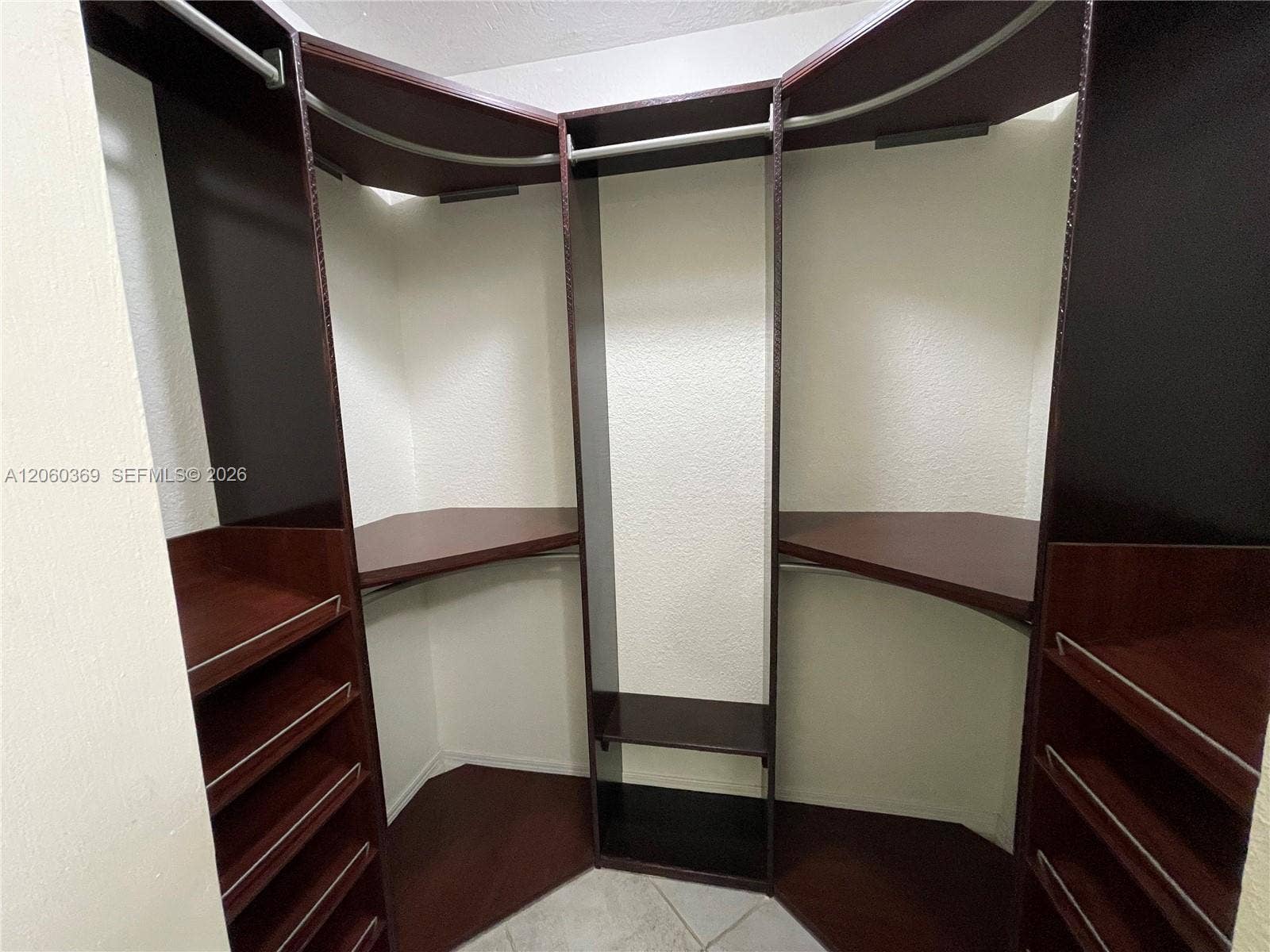 16240 Laurel Drive, #101, Weston, FL 33326 Walk-in closet