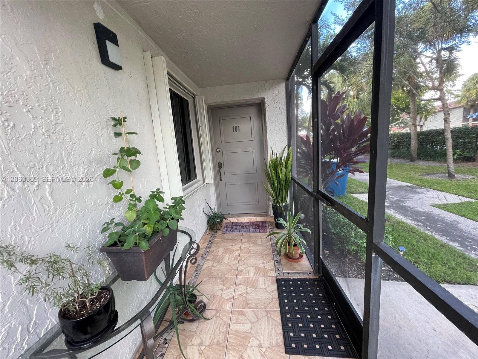 16240 Laurel Drive, #101, Weston, FL 33326 Porch