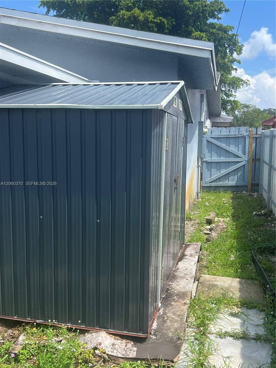 6398 SW 33rd Street, Miramar, FL 33023 Photo 21