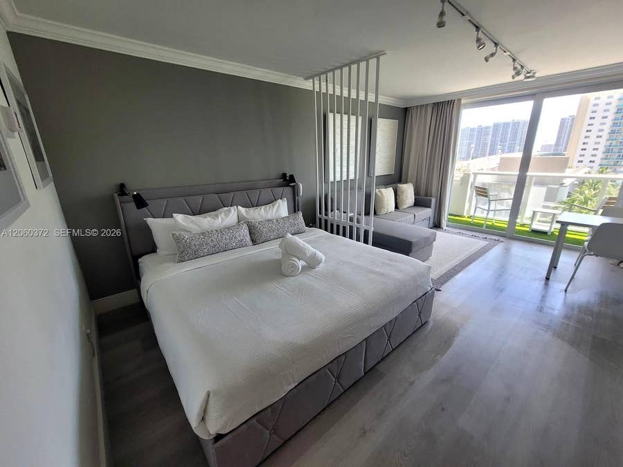 Property photo for 19201 Collins Avenue, #632, Sunny Isles Beach, FL