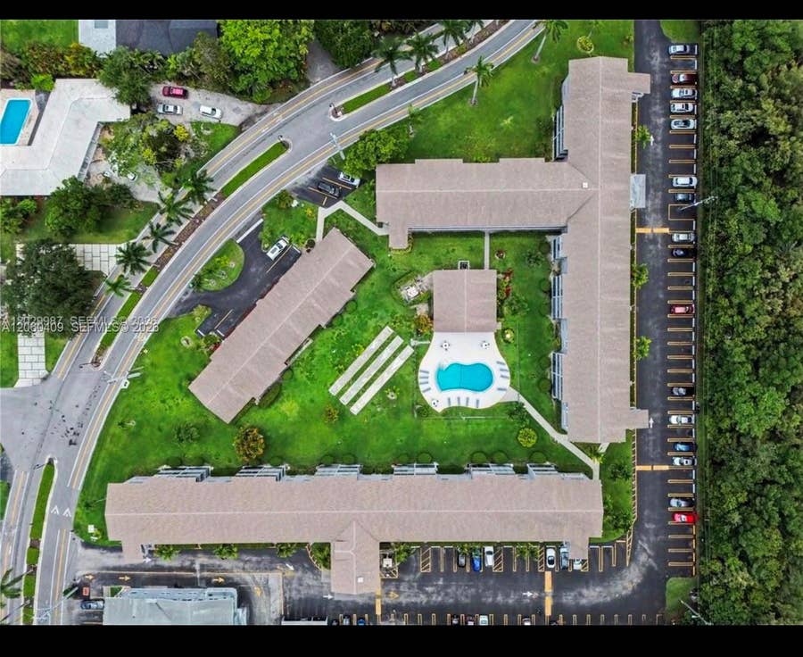 Property photo for 700 Layne Boulevard, #306, Hallandale Beach, FL