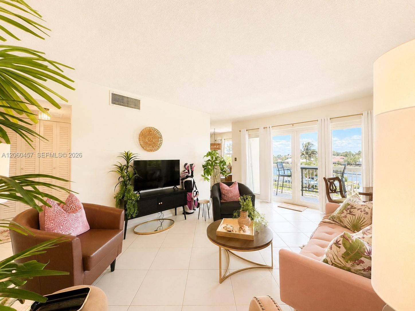 1069 Hillsboro Mile, #206, Hillsboro Beach, Hillsboro Beach, FL 33062 Photo 2