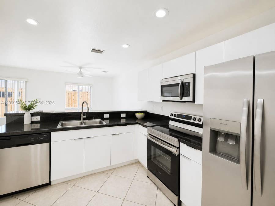 Property photo for 324 NE 3rd Street, #D, Hallandale Beach, FL