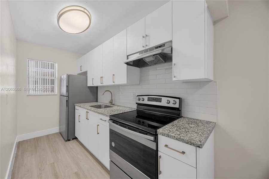Property photo for 1720 Cleveland Street, #211W, Hollywood, FL