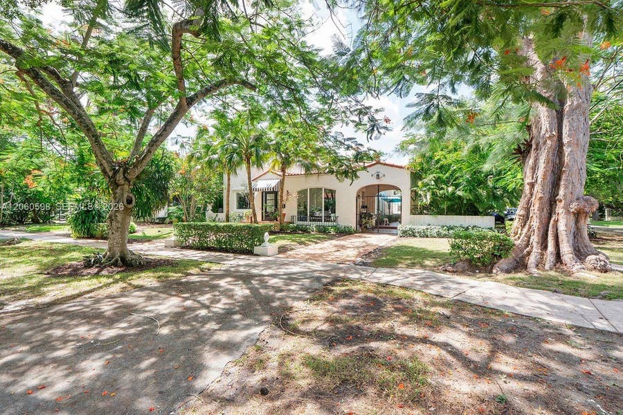 Property photo for 1042 Sorolla Avenue, Coral Gables, FL