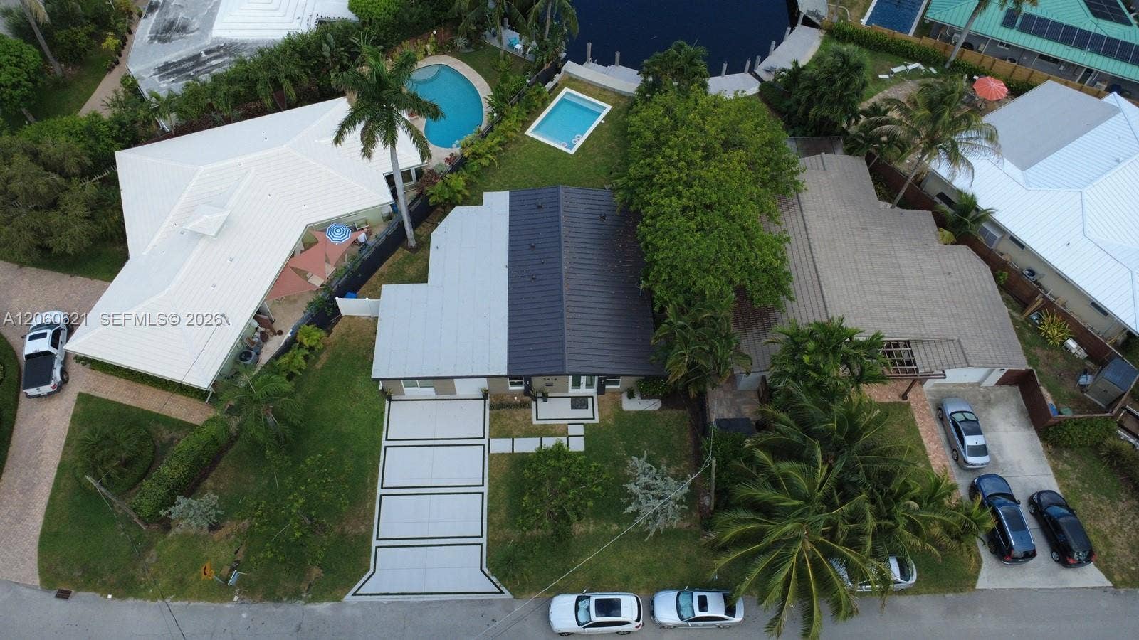 2416 NE 19th Terrace, Wilton Manors, FL 33305 Photo 25