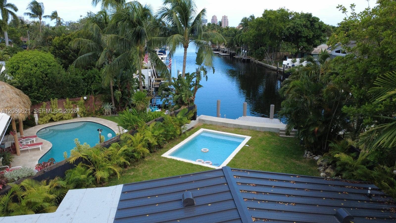 2416 NE 19th Terrace, Wilton Manors, FL 33305 Photo 20