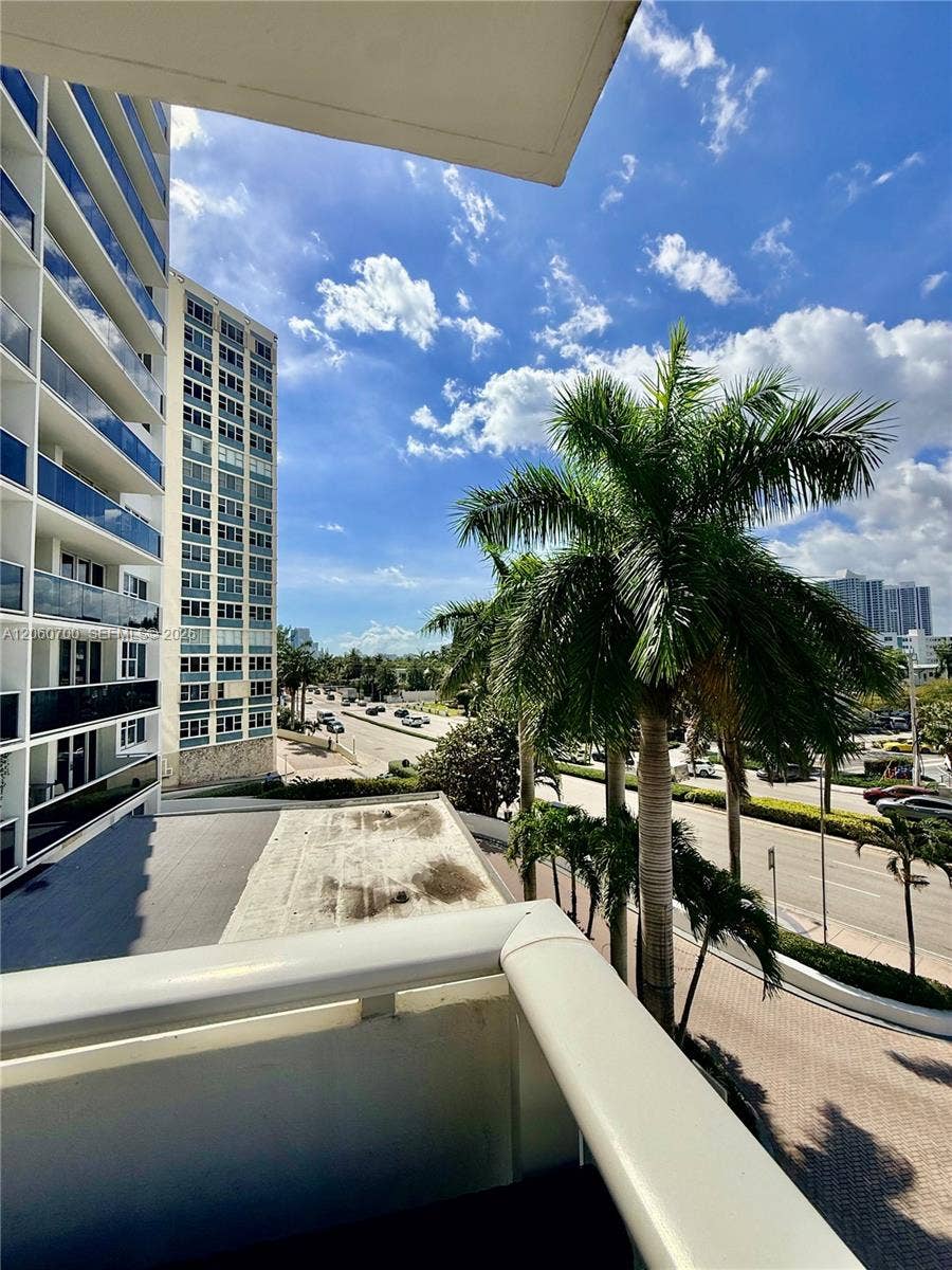 Property photo for 3140 S Ocean Drive, #310, Hallandale Beach, FL