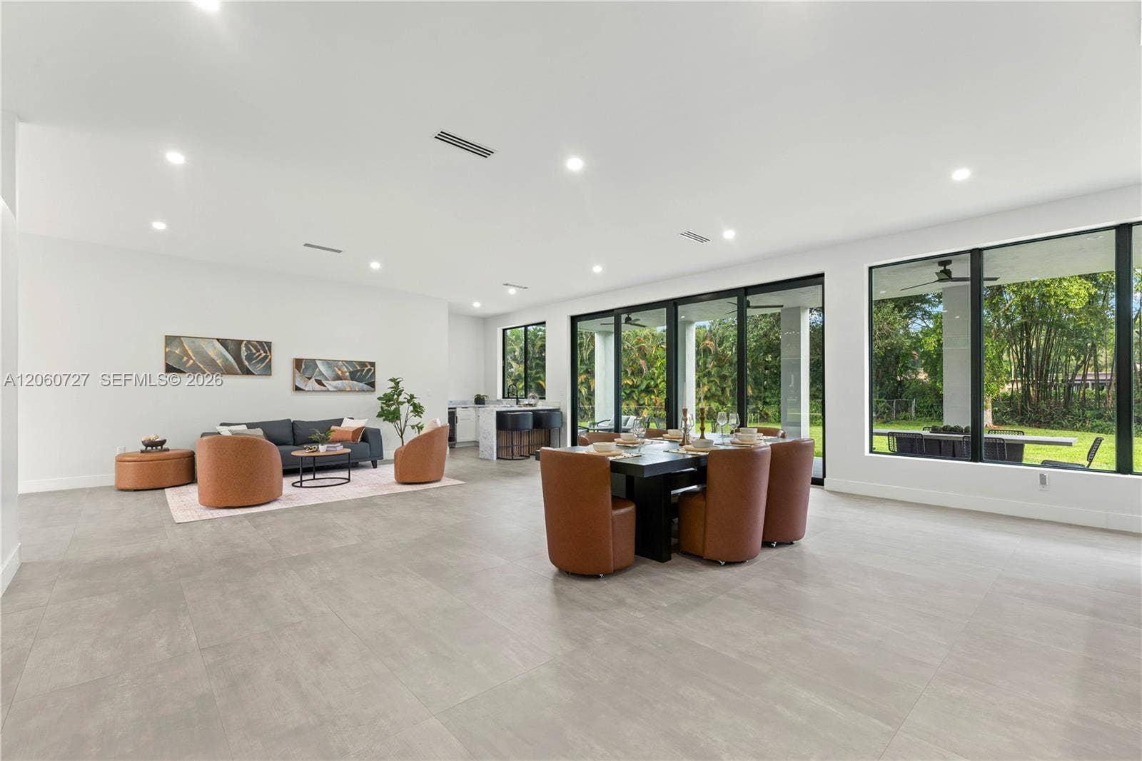360 Holly Lane, Plantation, FL 33317 Photo 12