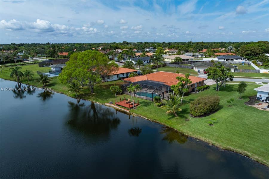 Property photo for 424 Sailboat Circle, Weston, FL