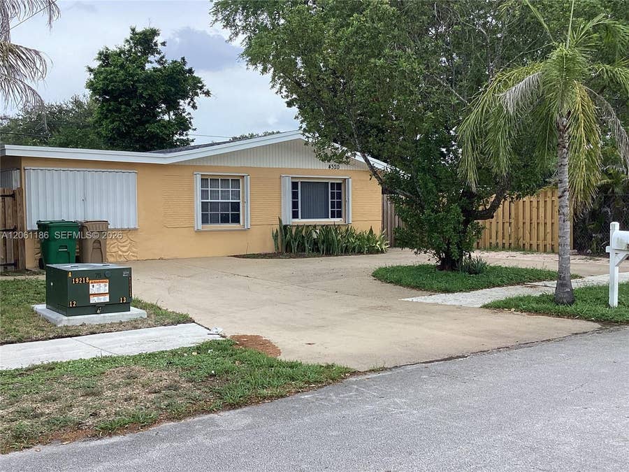 Property photo for 4320 SW 56th Avenue, Davie, FL