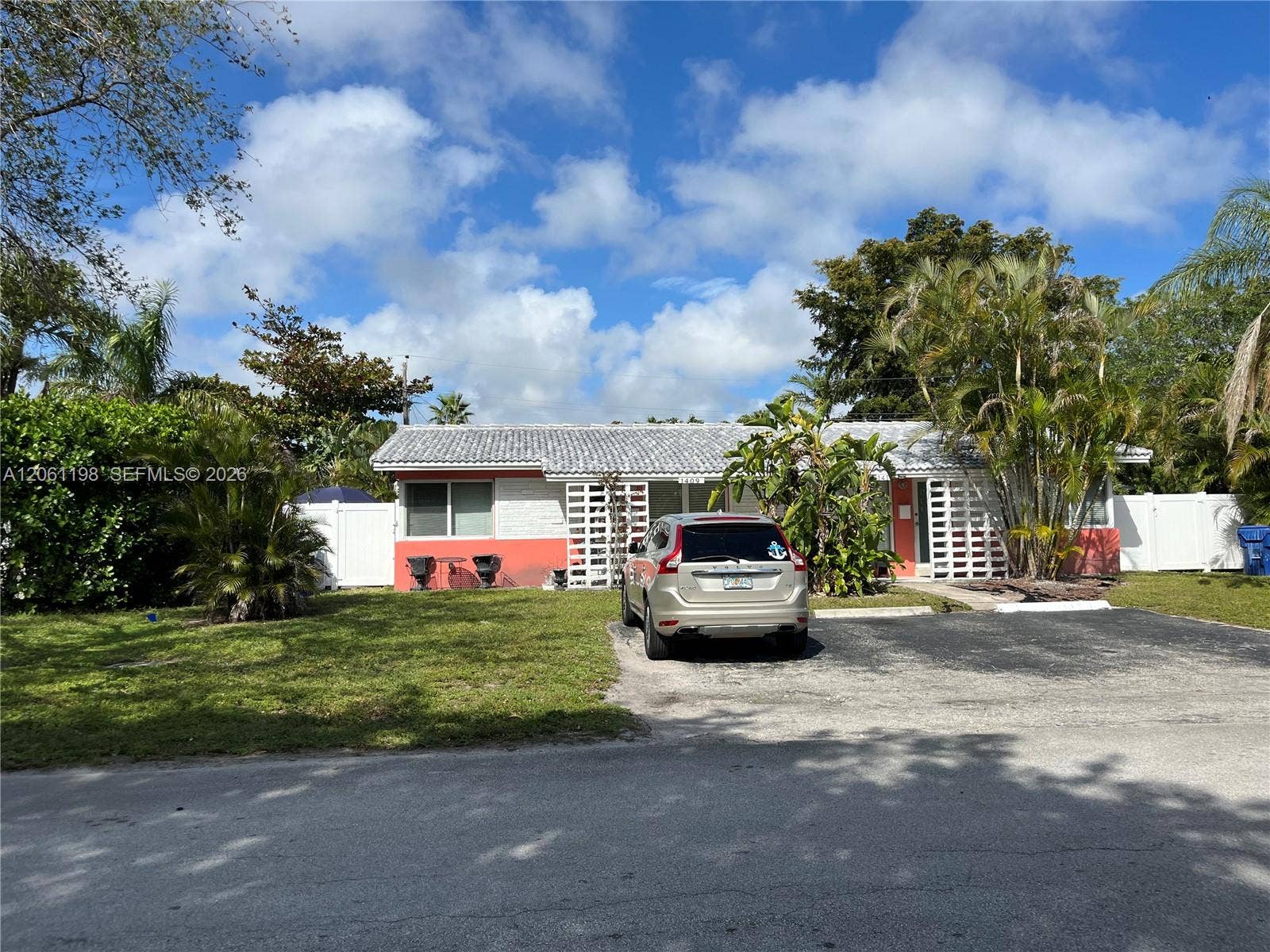 1409-1413 NE 21st Street, Wilton Manors, FL 33305 Photo 1