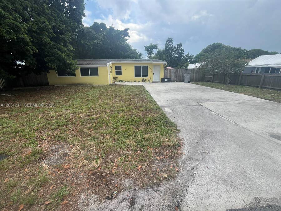 Property photo for 240 NE 23rd Court, Pompano Beach, FL