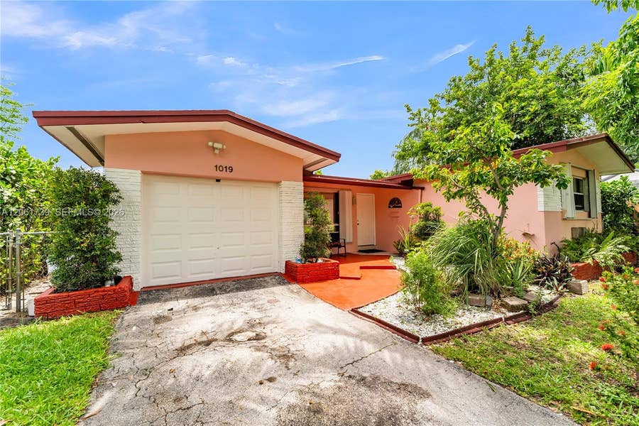 Property photo for 1019 S 29th Avenue, Hollywood, FL