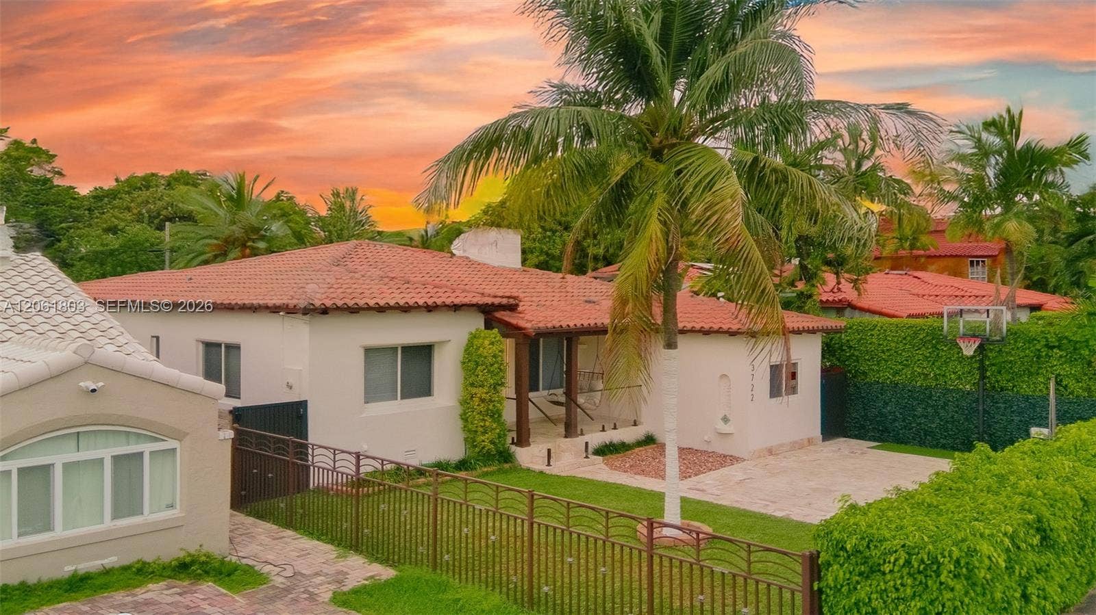 3722 Royal Palm Avenue, Miami Beach, FL 33140 Photo 2