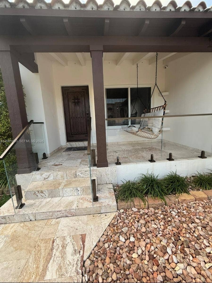 3722 Royal Palm Avenue, Miami Beach, FL 33140 Photo 4