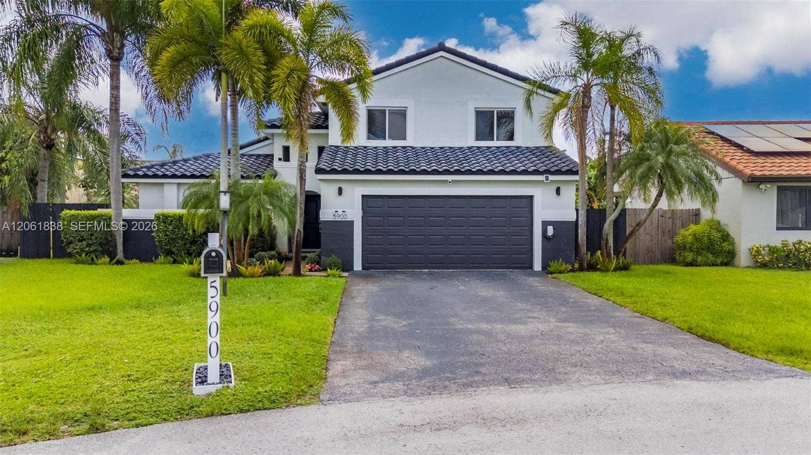 5900 York Lane, Davie, FL 33331 Photo 1