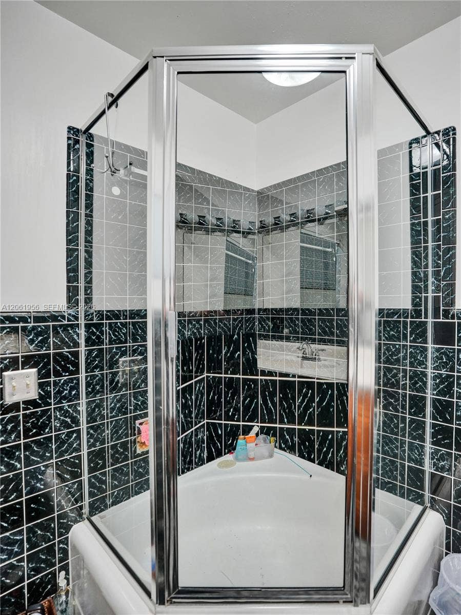 1321 Mandarin Isle, Fort Lauderdale, FL 33315 Photo 32