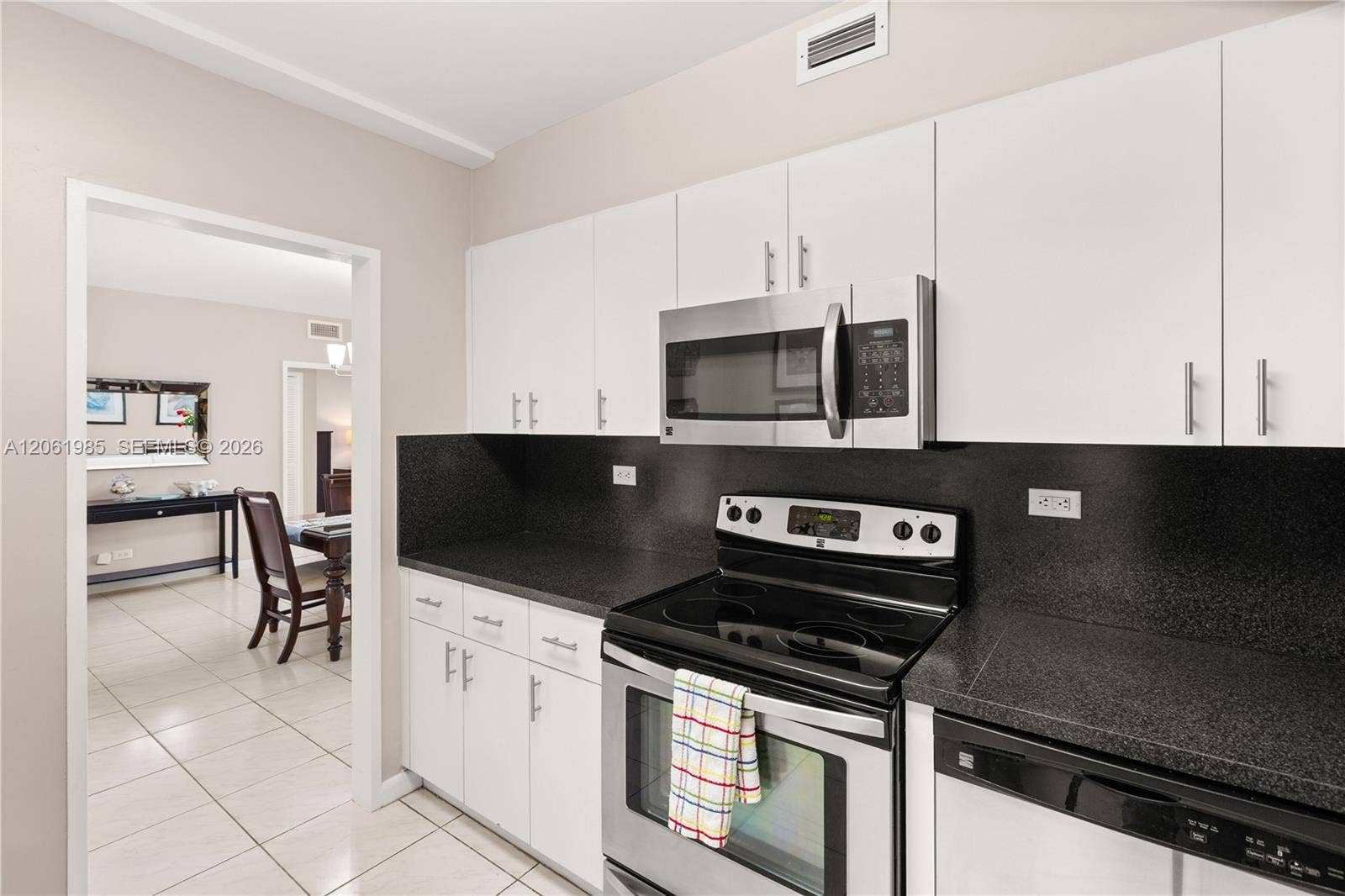 5601 Collins Avenue, #1216, Miami Beach, FL 33140 Photo 3