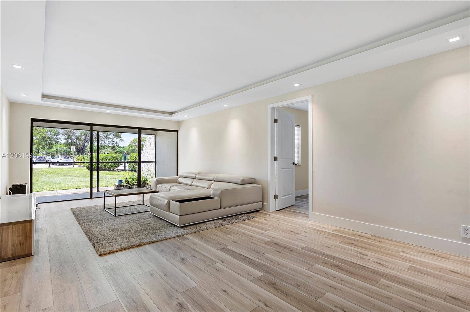 230 Lakeview Drive, #106, Weston, Weston, FL 33326 Photo 14