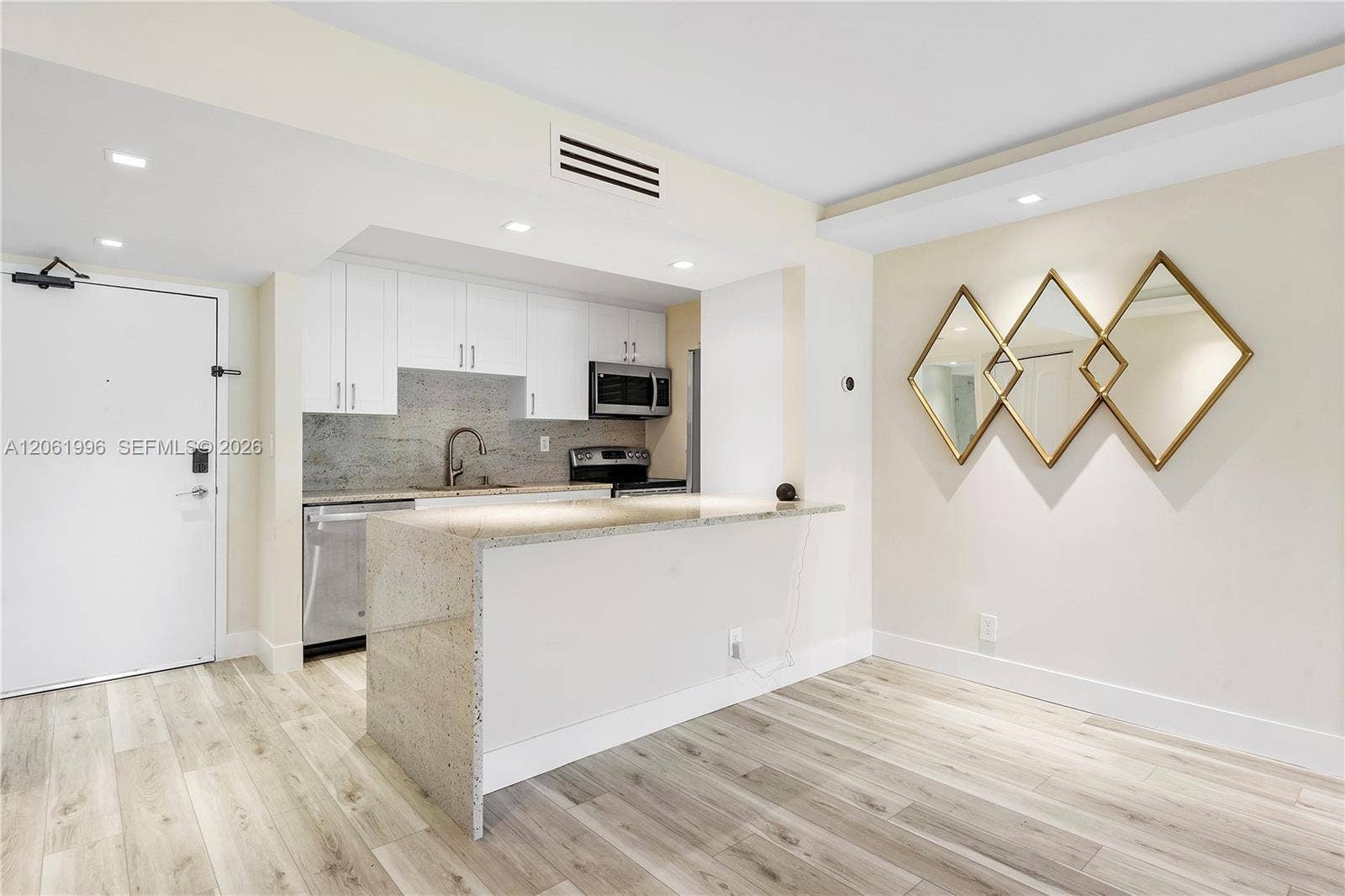 230 Lakeview Drive, #106, Weston, Weston, FL 33326 Photo 17