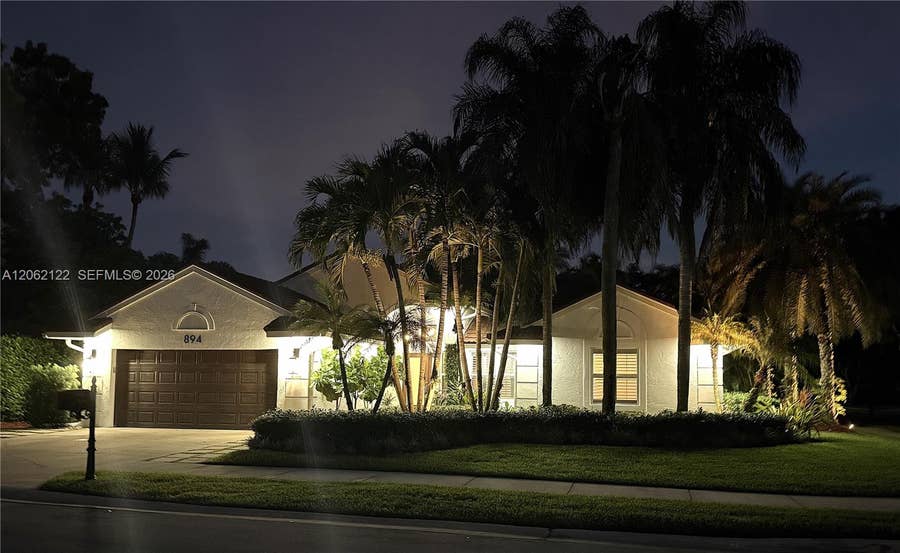 Property photo for 894 Spoonbill Circle, Weston, FL