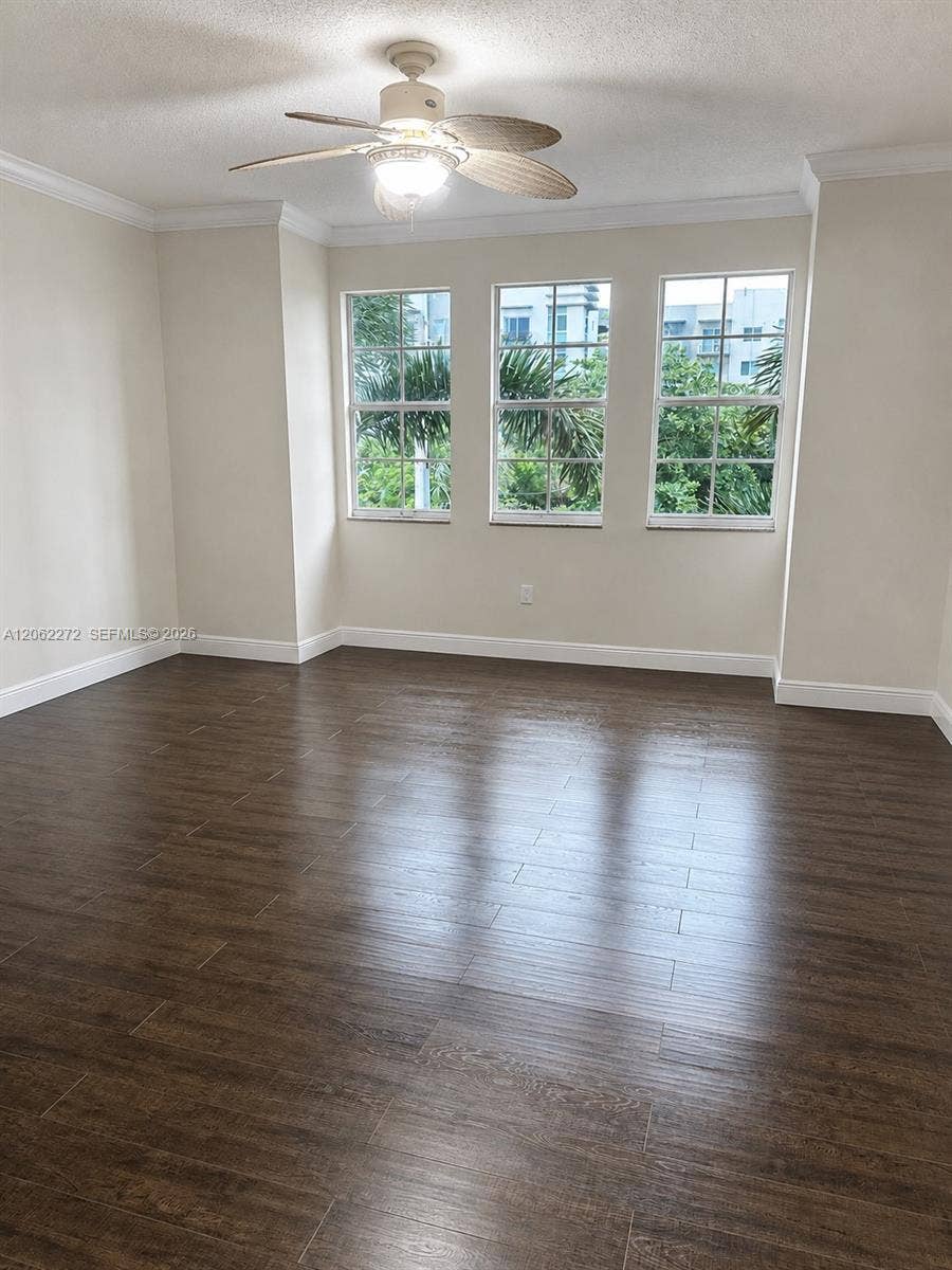 533 NE 3rd Avenue, #320, Fort Lauderdale, FL 33301 Photo 6