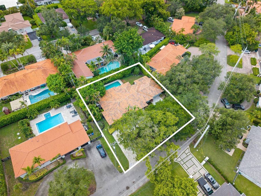 Property photo for 548 Vilabella Avenue, Coral Gables, FL