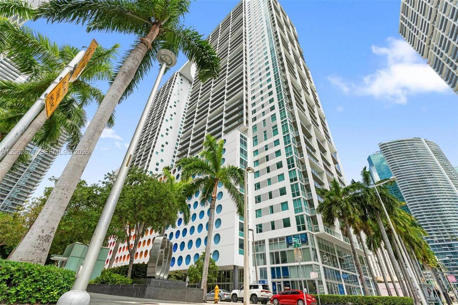 Property photo for 500 Brickell Avenue, #1405, Miami, FL