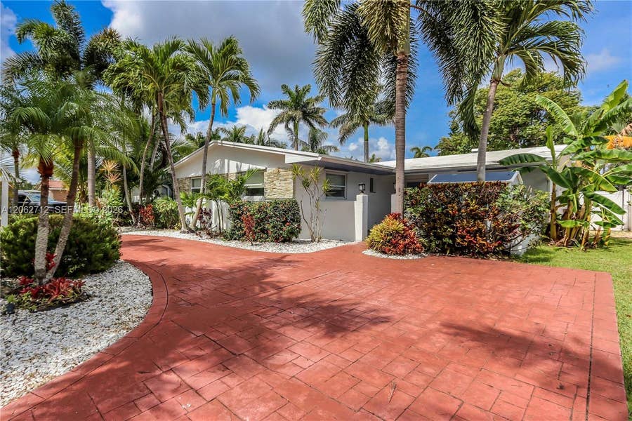 Property photo for 1102 N 13th Avenue, Hollywood, FL