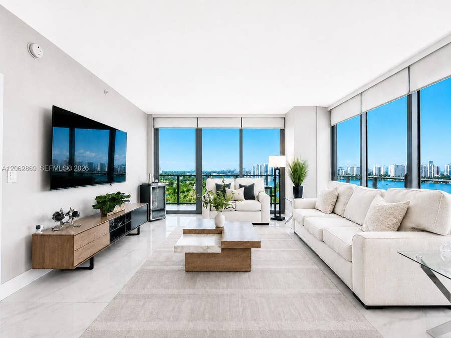 Property photo for 16385 Biscayne Boulevard, #2007, North Miami Beach, FL