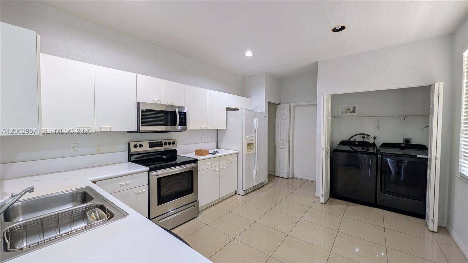 2231 N Cordoba Bend, Weston, FL 33327 Photo 6
