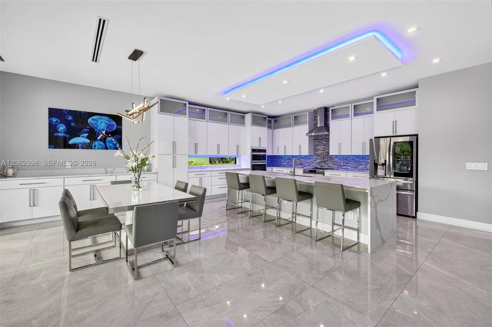 1004 SW 5th Place, Fort Lauderdale, FL 33312 Great room / open concept dining w/ additional built in buffet space