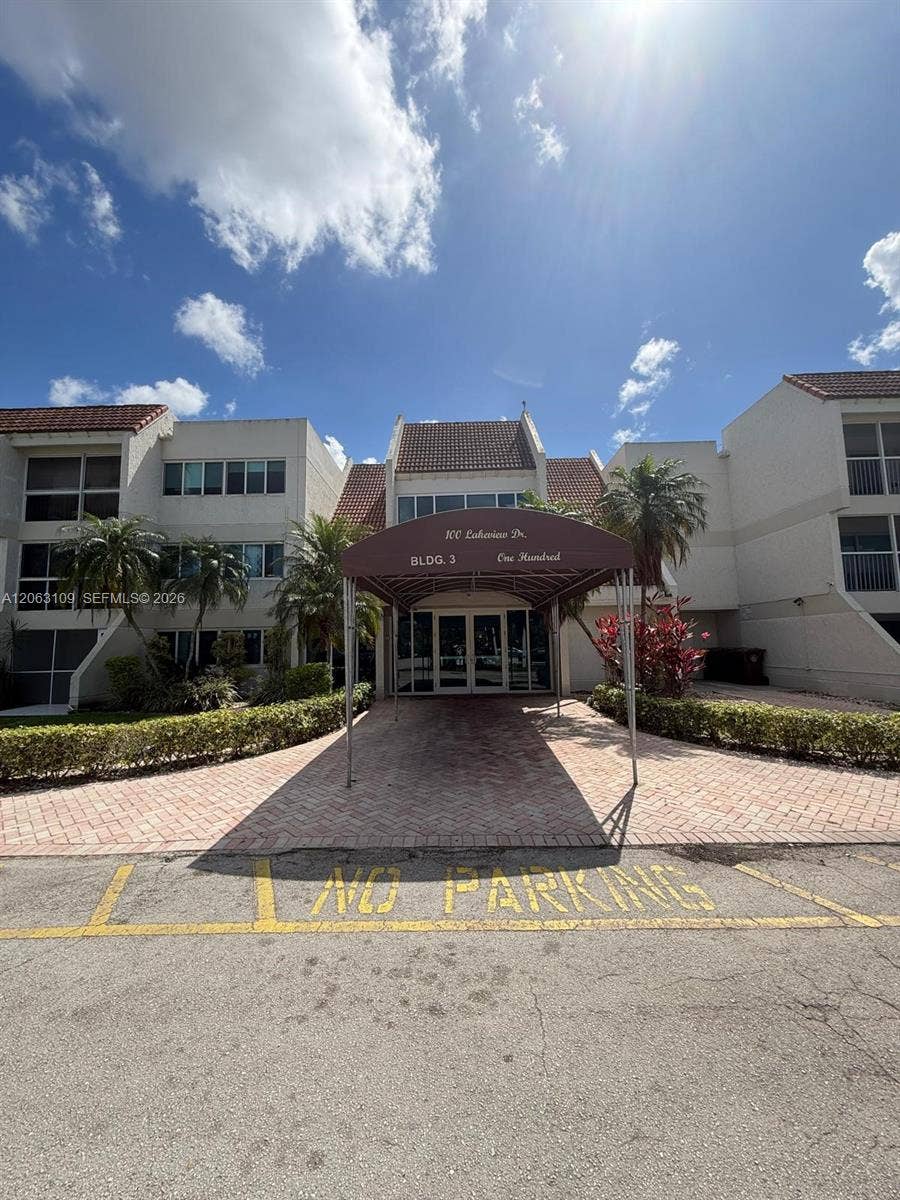 Property photo for Weston, FL