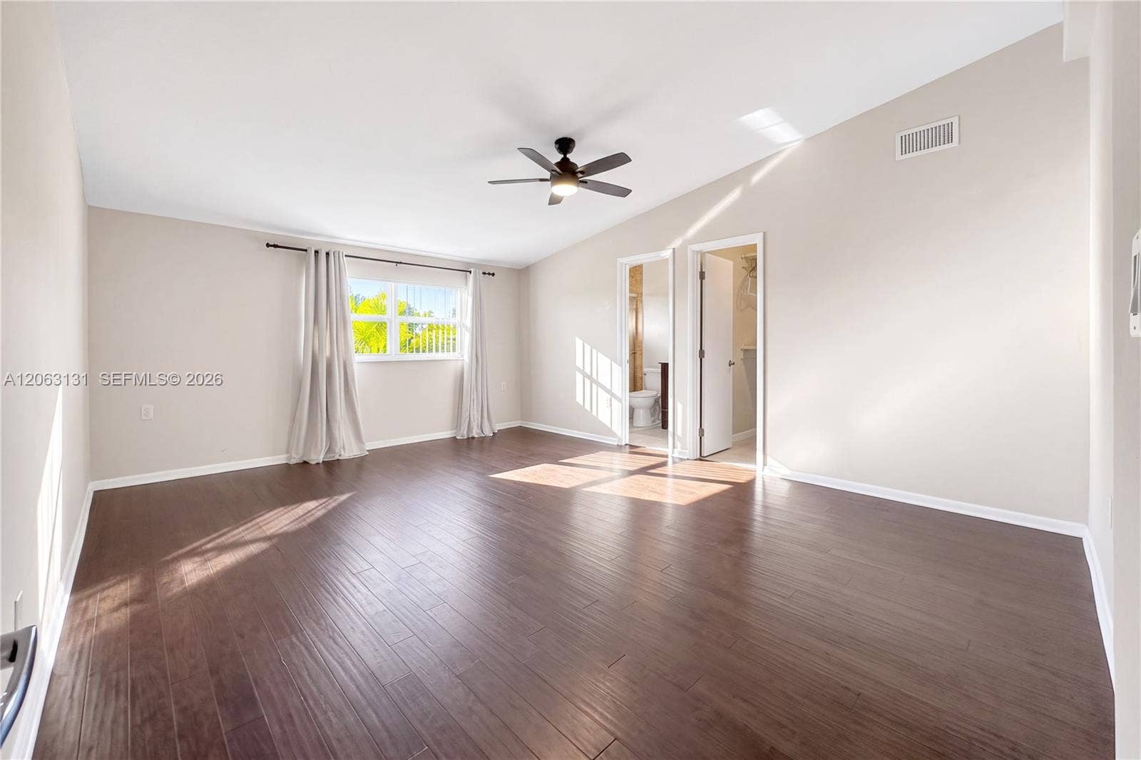 3037 NE 13th Avenue, Oakland Park, FL 33334 Photo 13