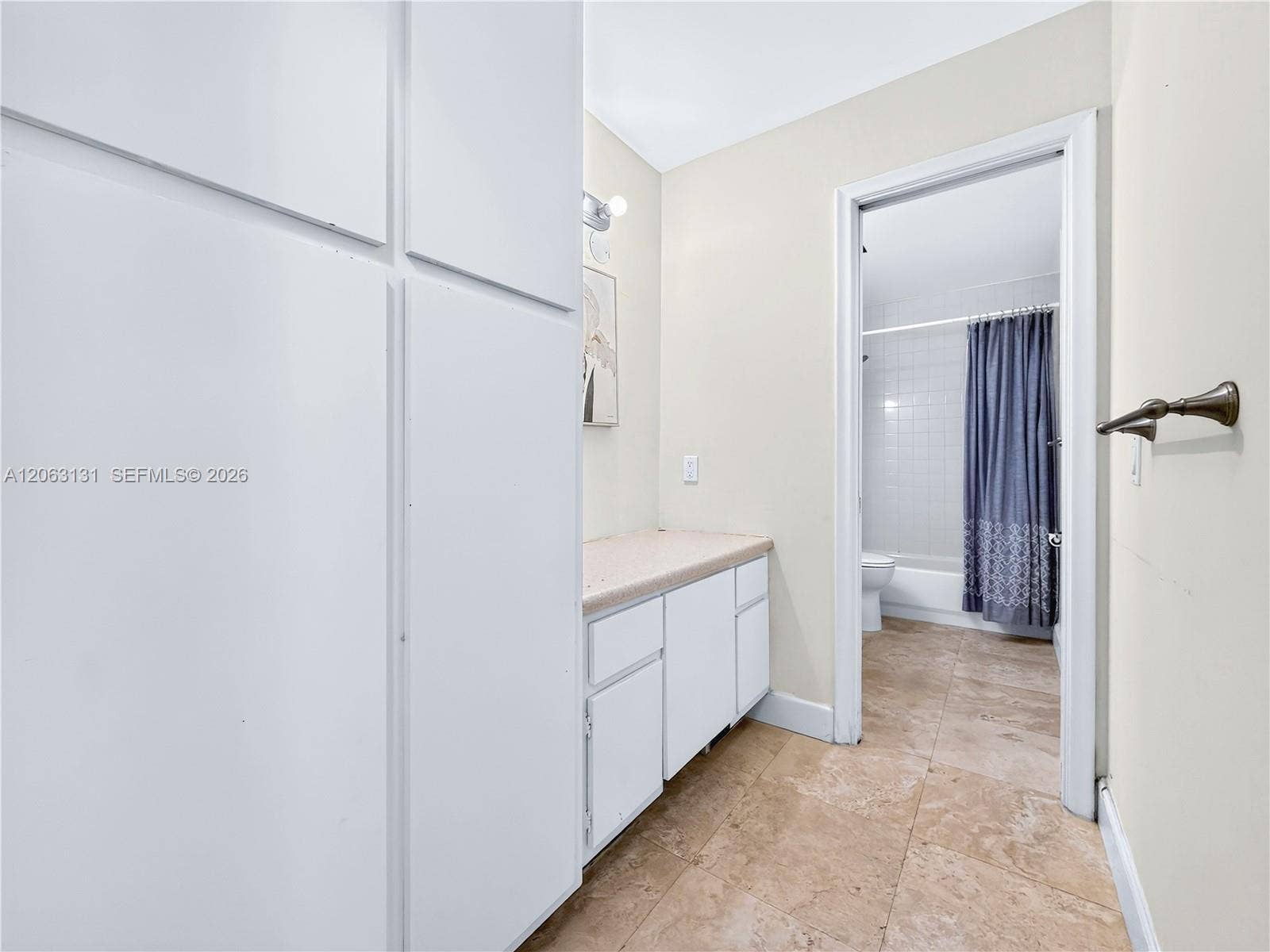 3037 NE 13th Avenue, Oakland Park, FL 33334 Photo 11