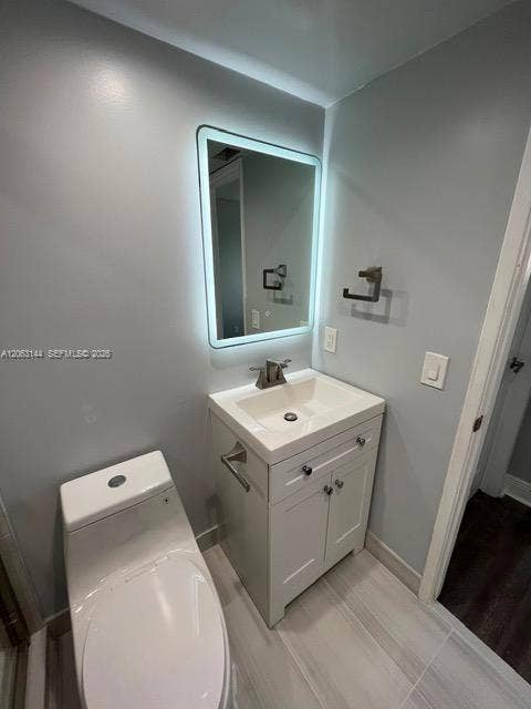 4771 Grapevine Way, Davie, FL 33331 Photo 2