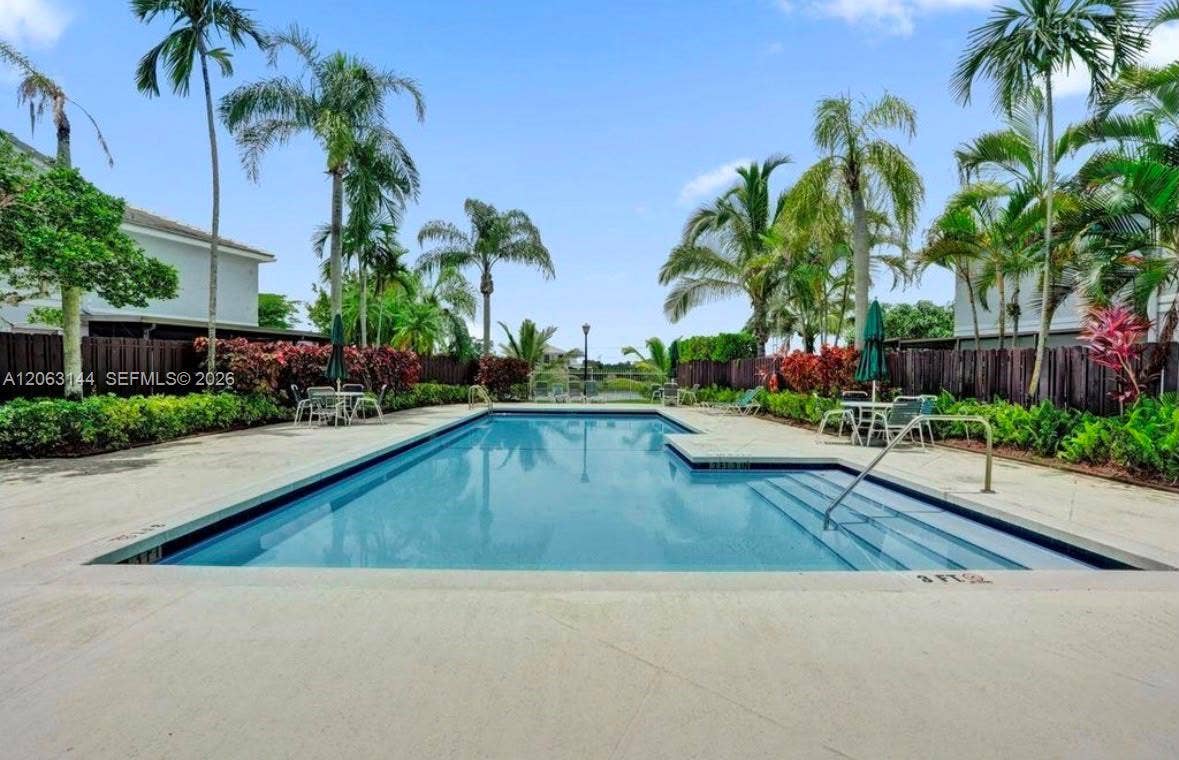 4771 Grapevine Way, Davie, FL 33331 Photo 10