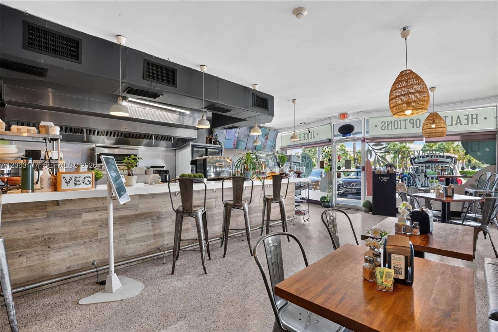 Profitable Restaurant In East Fort, #Lauderdale, Fort Lauderdale, Fort Lauderdale, FL 33306 Photo 2
