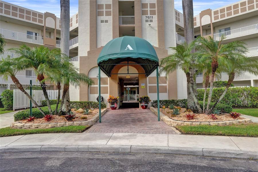 Property photo for 7611 Southampton Terrace, #409, Tamarac, FL