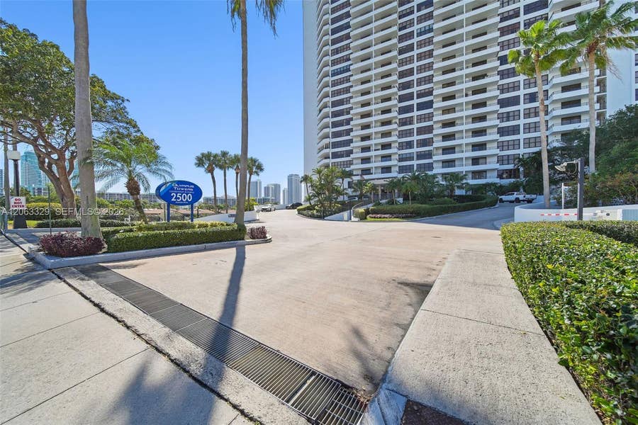 Property photo for 2500 Parkview Drive, #812, Hallandale Beach, FL