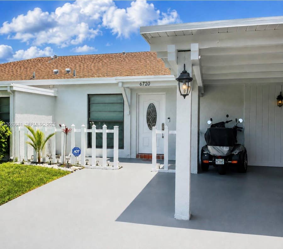 Property photo for 6720 Moonlit Drive, Delray Beach, FL