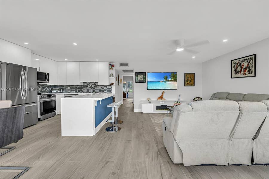 Property photo for 2109 Oakridge V, #2109, Deerfield Beach, FL