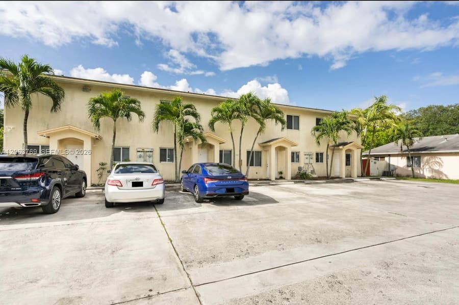 Property photo for 925 SW 8th Street, #A, Hallandale Beach, FL